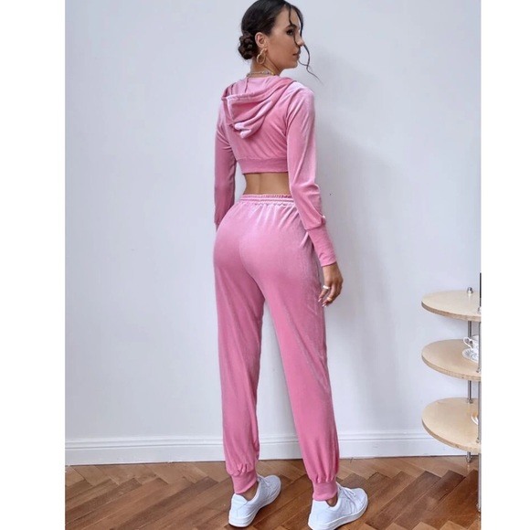 Velvet Hoodie and Pants Tracksuit 💕 - Picture 7 of 7